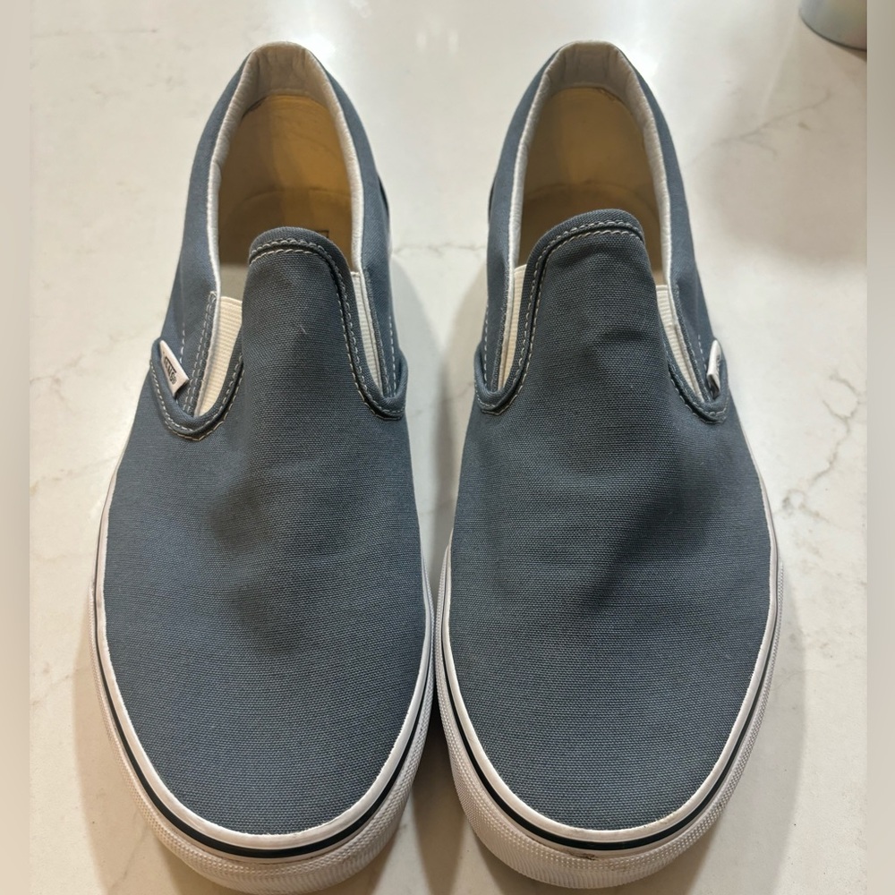 Men’s Vans classic slip on shoe sizes 10.5